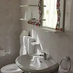 Moderno Hotel 2*