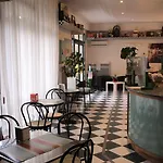 Moderno Hotel Modena
