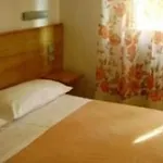 Moderno Hotel 2*
