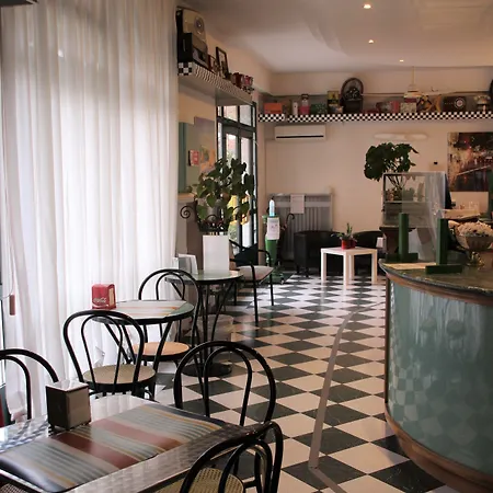 Moderno Hotell Modena